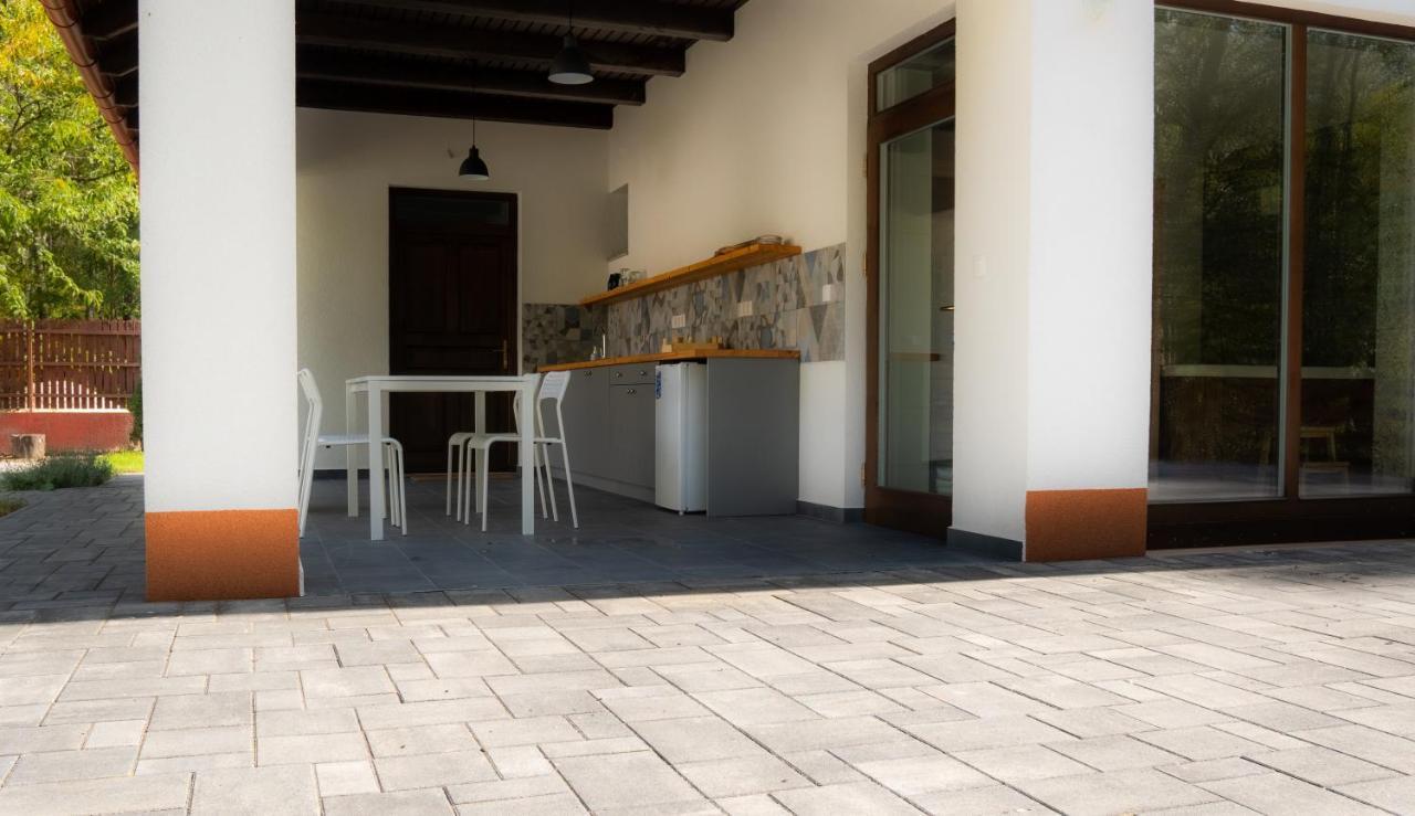 Bagosi Vendeghaz Hotel Hajdubagos Екстериор снимка
